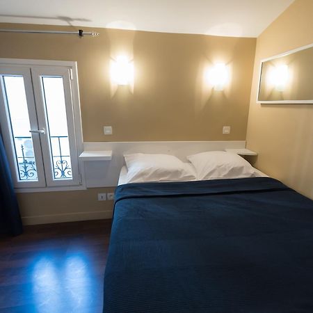 Hotel De La Gare ヴィルヌーヴ・サン・ジョルジュ エクステリア 写真